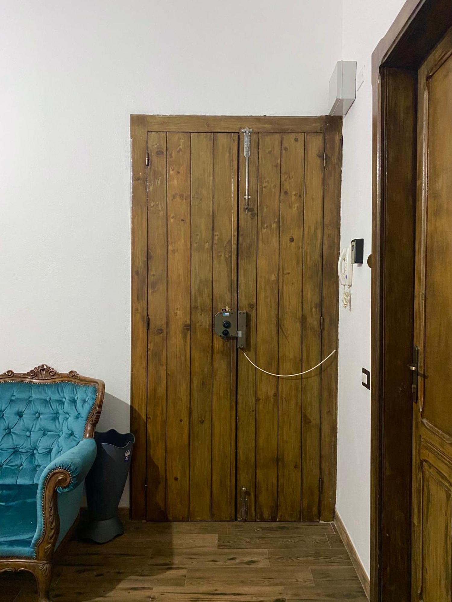 Hotel Dani'S House à Cagliari Extérieur photo