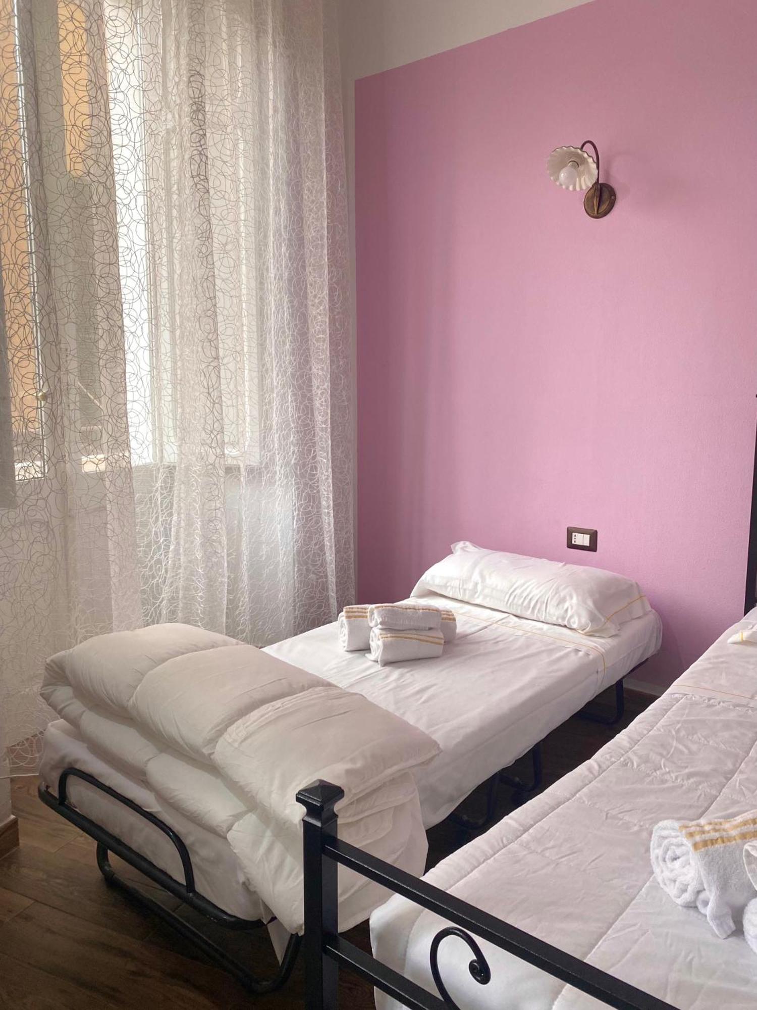 Hotel Dani'S House à Cagliari Extérieur photo